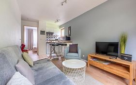 apartement ensoleillé avec un grand jardin